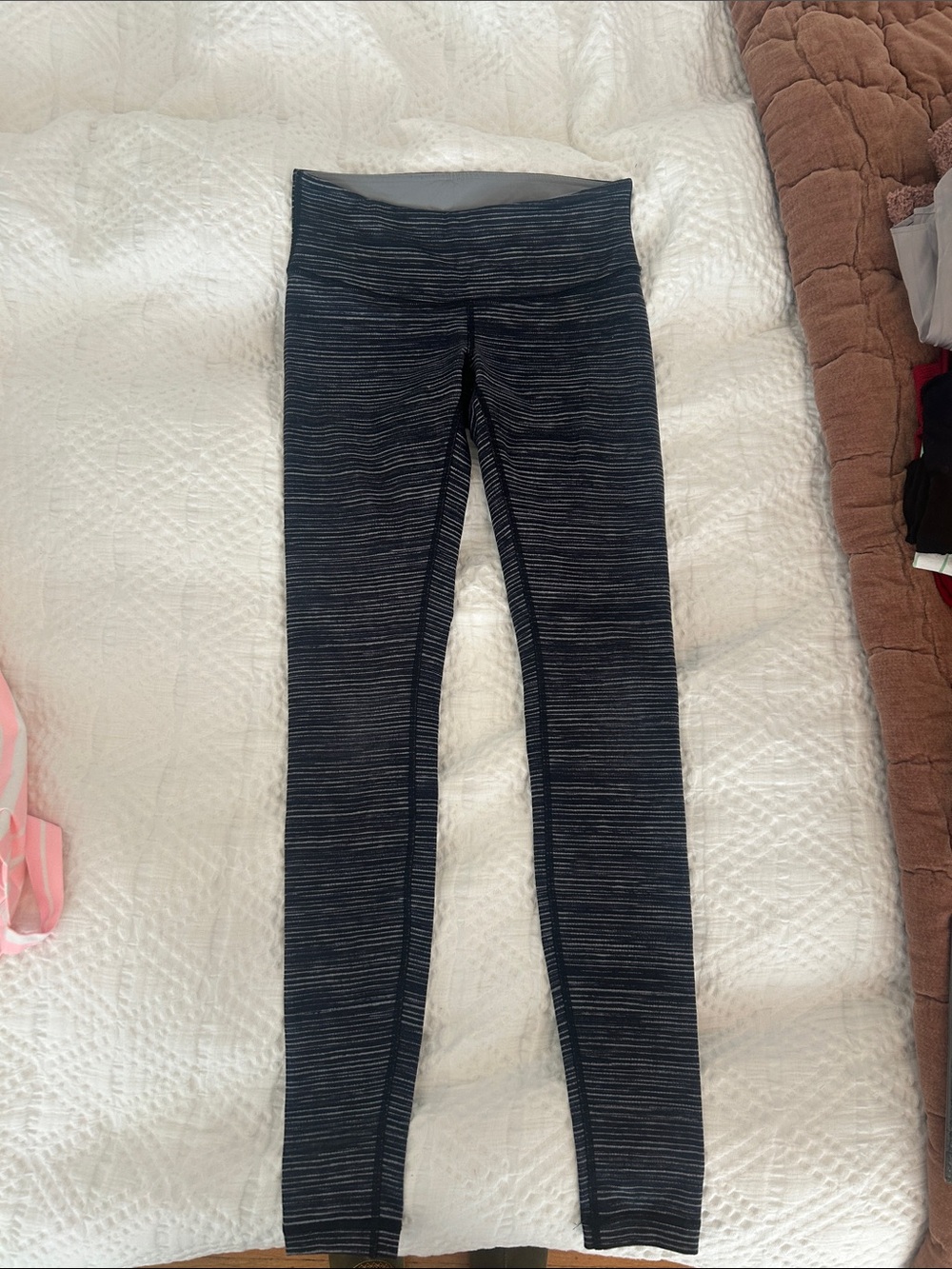 lululemon athletica Heathered Black & Gray Leggings 6